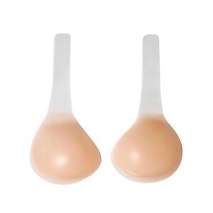 Fashion Forms Voluptuous Adhesive Silicone Lift❣️